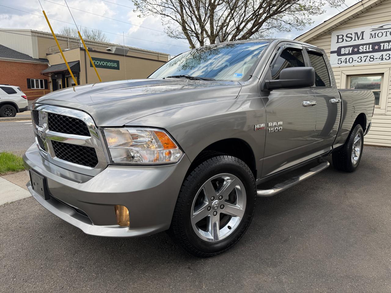 RAM 1500 Tradesman Quad Cab 4WD 2013