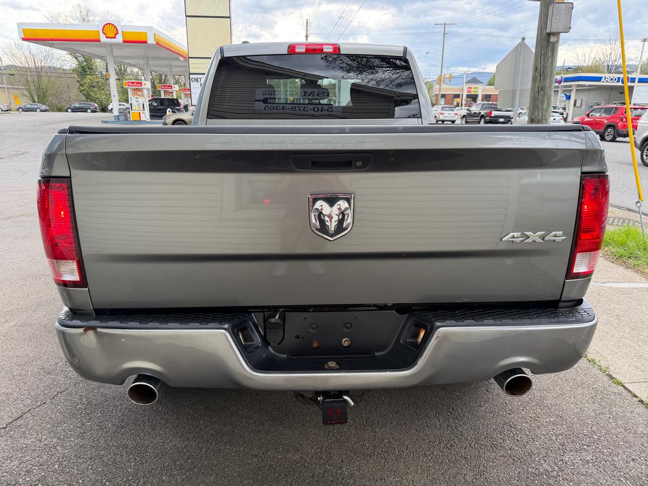 RAM 1500 Tradesman Quad Cab 4WD 2013