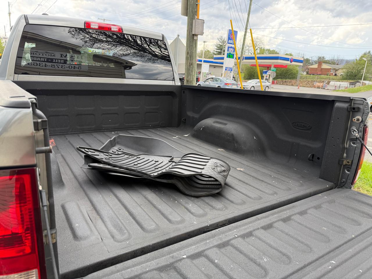 RAM 1500 Tradesman Quad Cab 4WD 2013