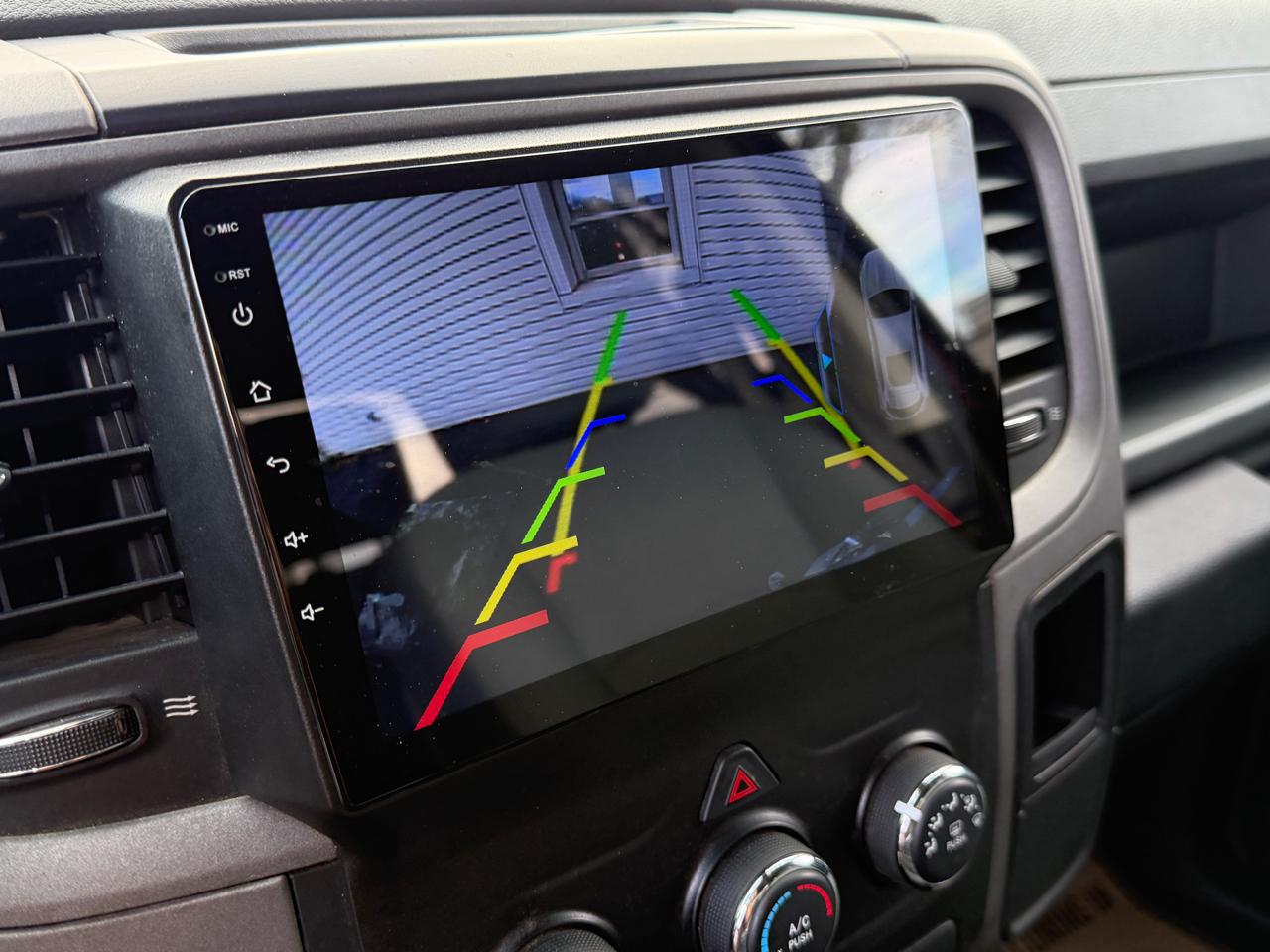 RAM 1500 Tradesman Quad Cab 4WD 2018