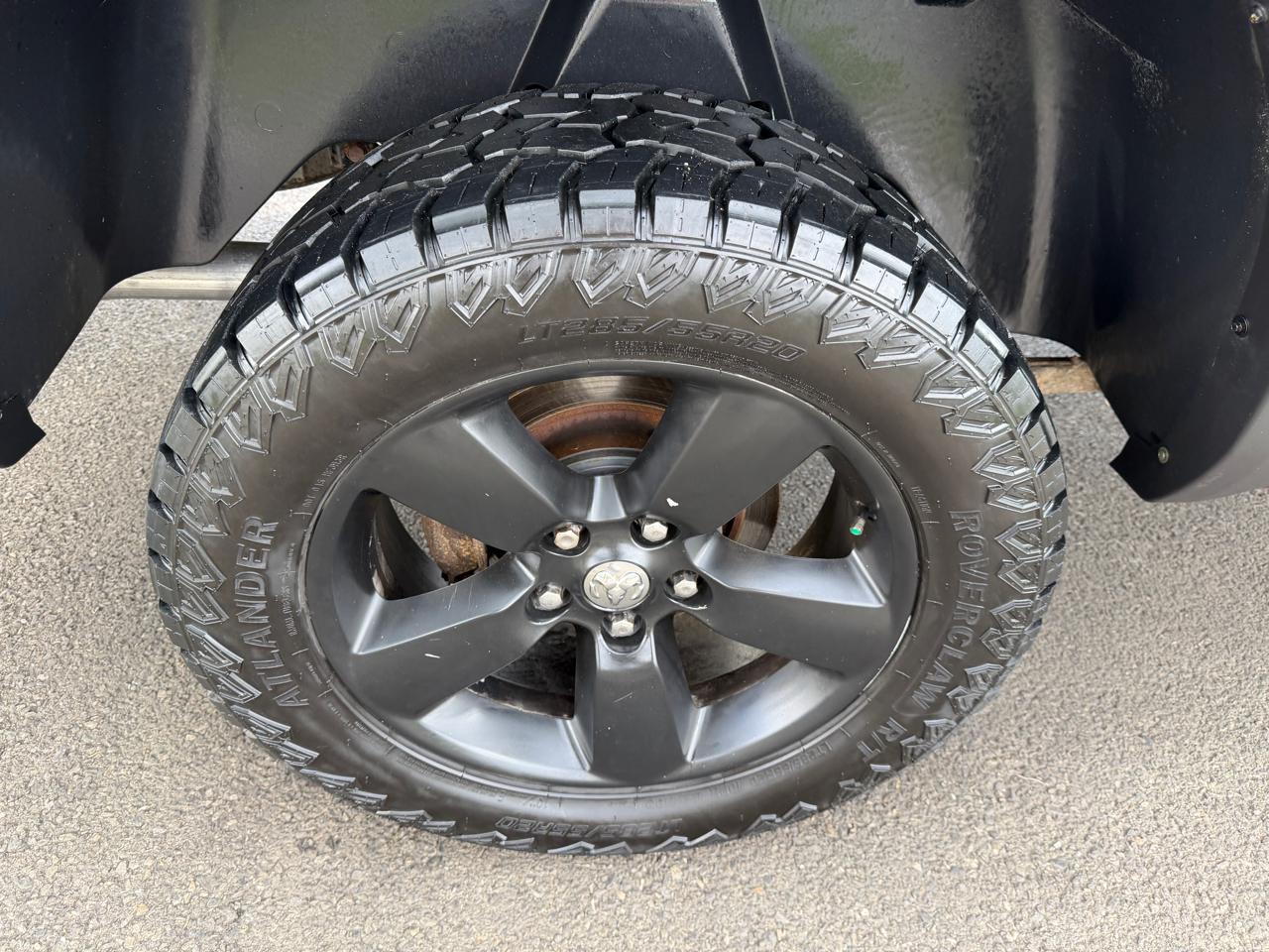 RAM 1500 Tradesman Quad Cab 4WD 2018