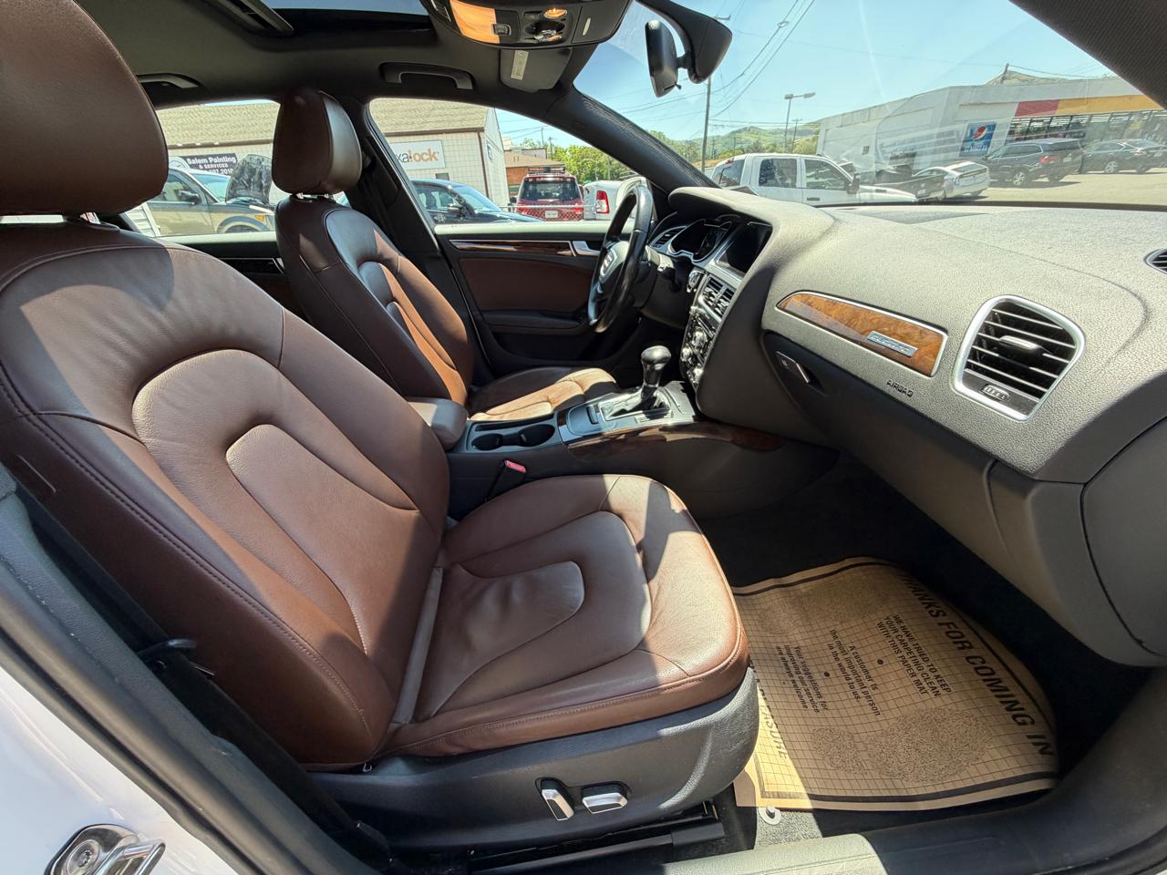 Audi A4 2.0T Sedan quattro Tiptronic 2015