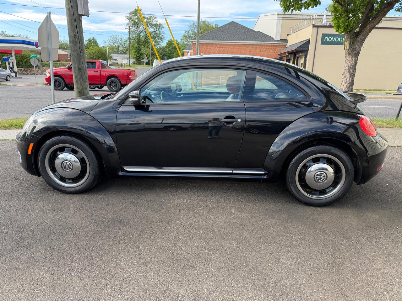 Volkswagen Beetle 1.8T Classic 2015