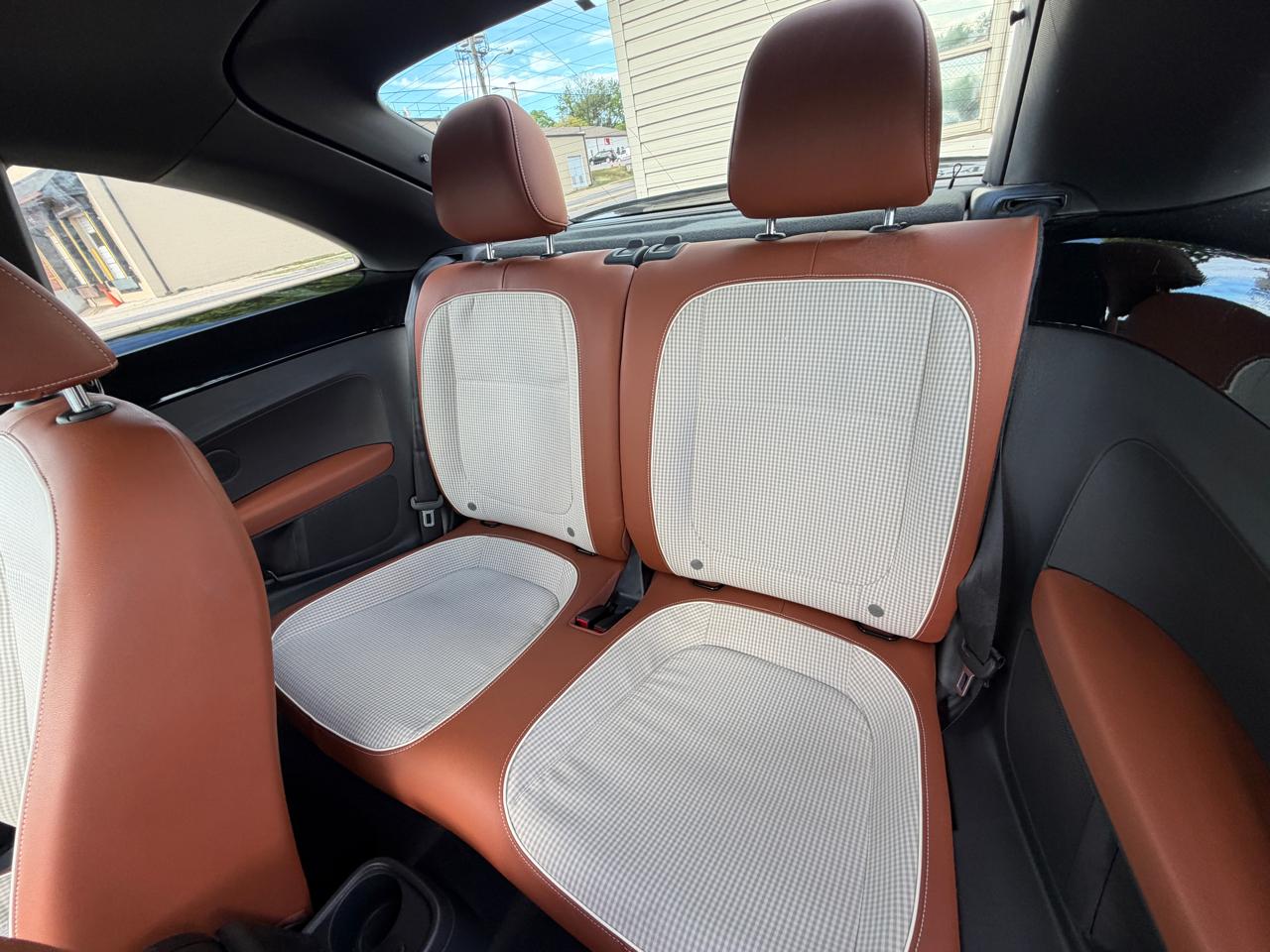 Volkswagen Beetle 1.8T Classic 2015