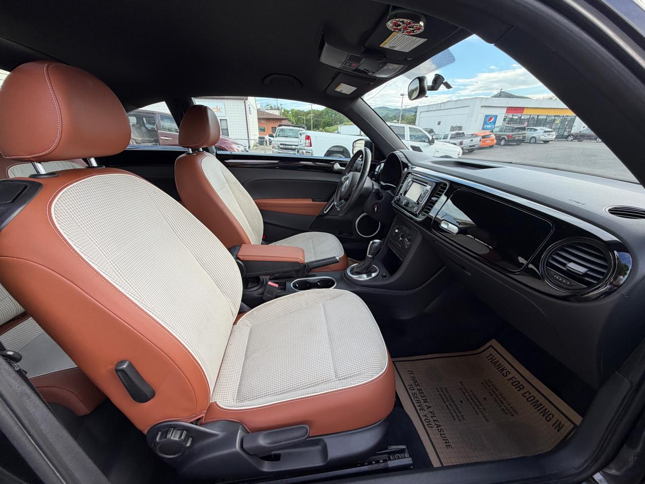 Volkswagen Beetle 1.8T Classic 2015