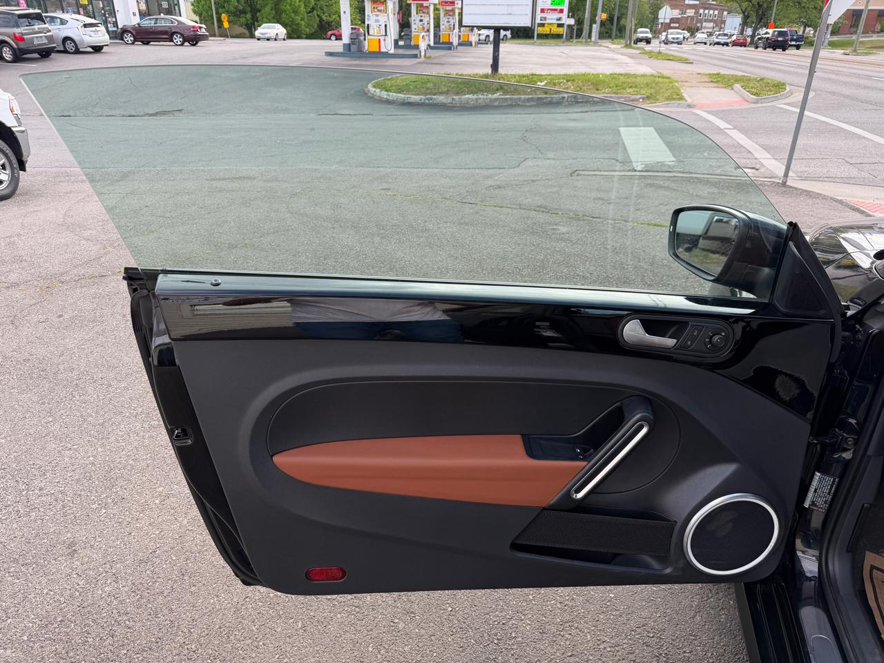 Volkswagen Beetle 1.8T Classic 2015