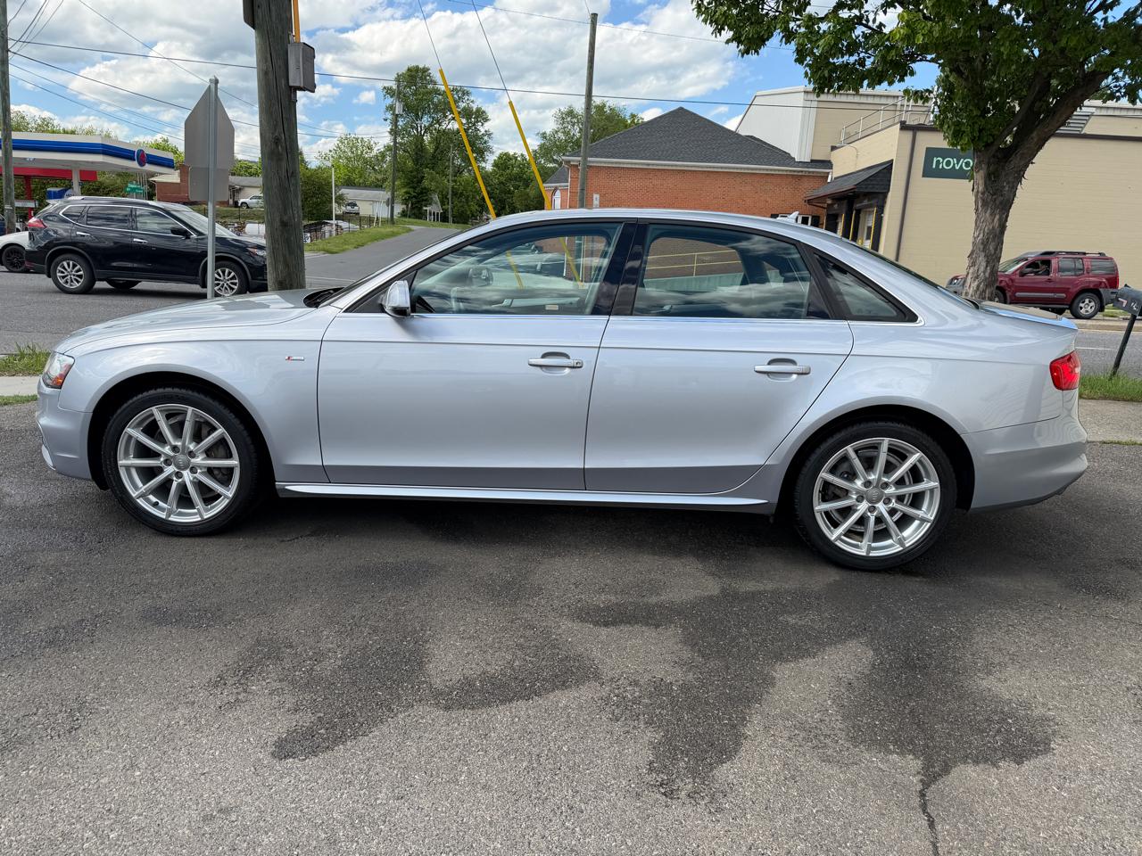 Audi A4 2.0 T Sedan FrontTrak Multitronic 2015