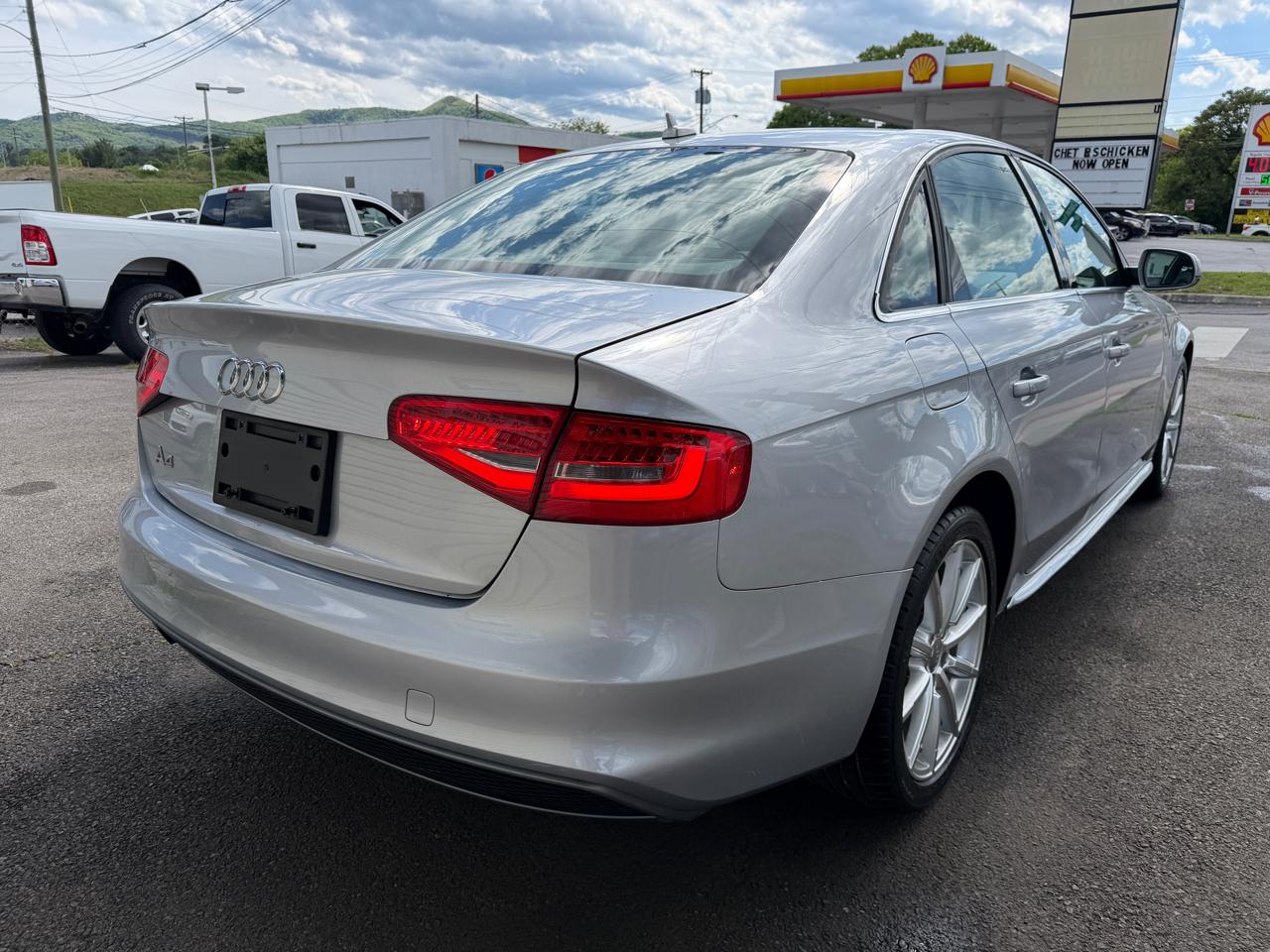 Audi A4 2.0 T Sedan FrontTrak Multitronic 2015