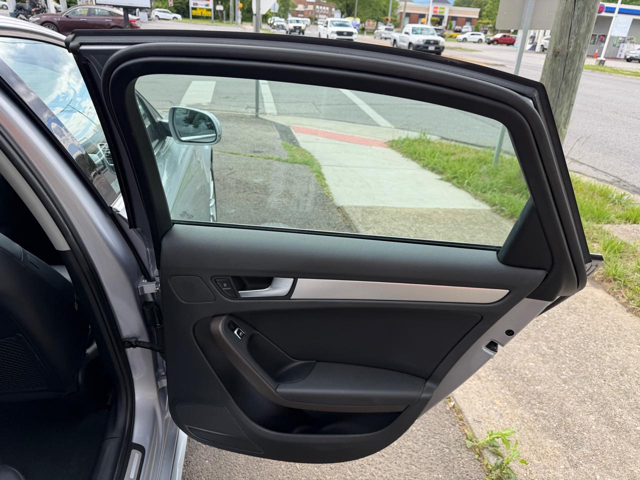Audi A4 2.0 T Sedan FrontTrak Multitronic 2015