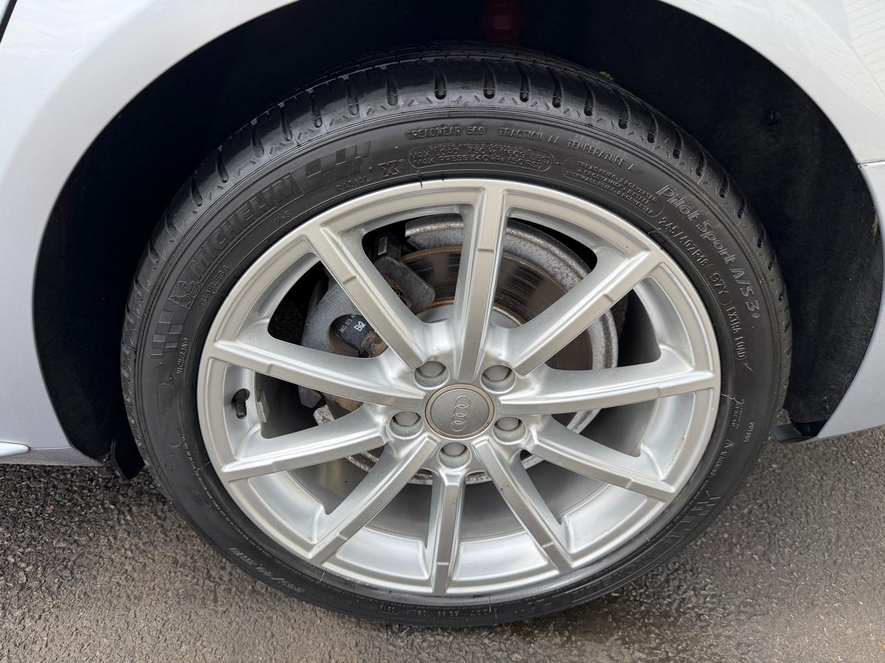 Audi A4 2.0 T Sedan FrontTrak Multitronic 2015