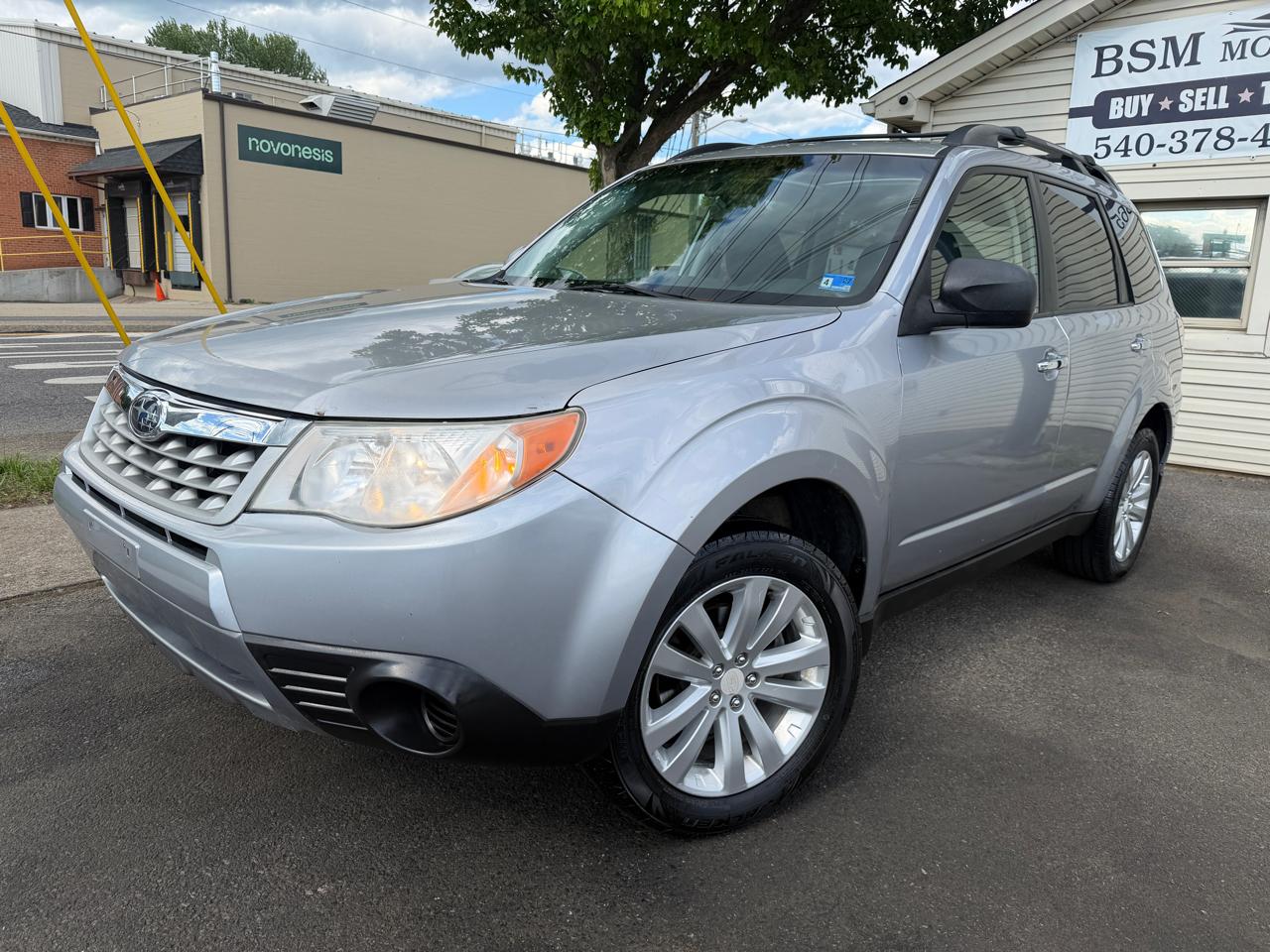 Subaru Forester 2.5X Premium 2012