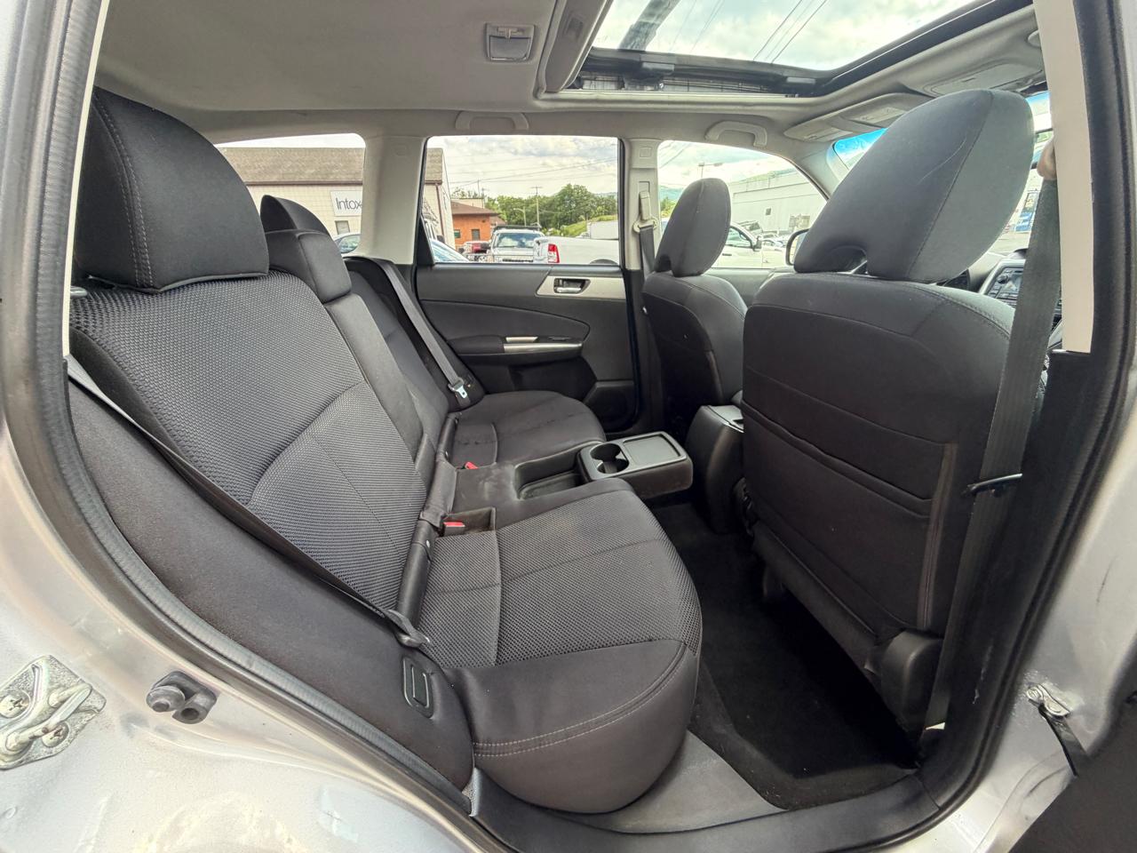 Subaru Forester 2.5X Premium 2012