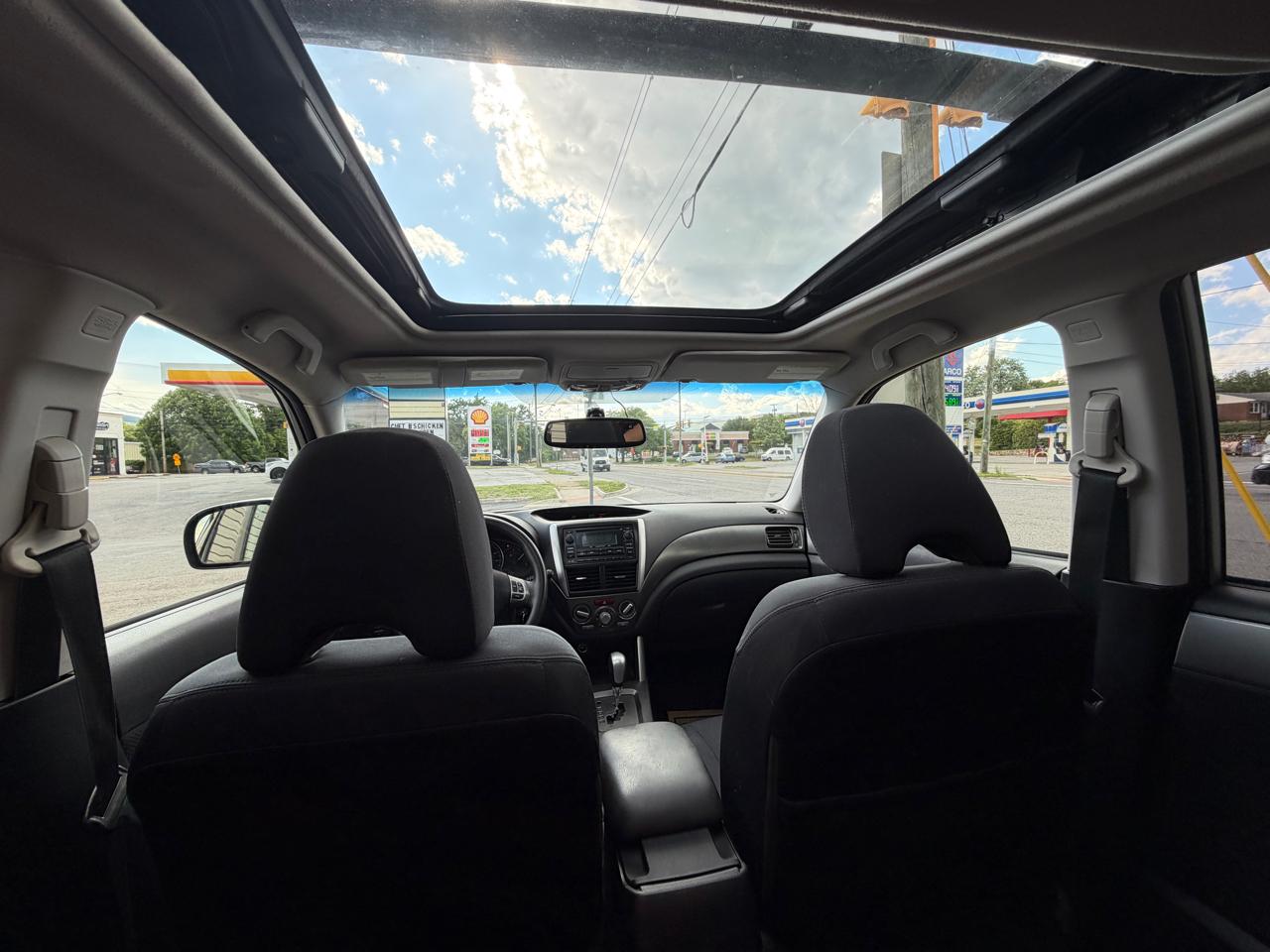 Subaru Forester 2.5X Premium 2012