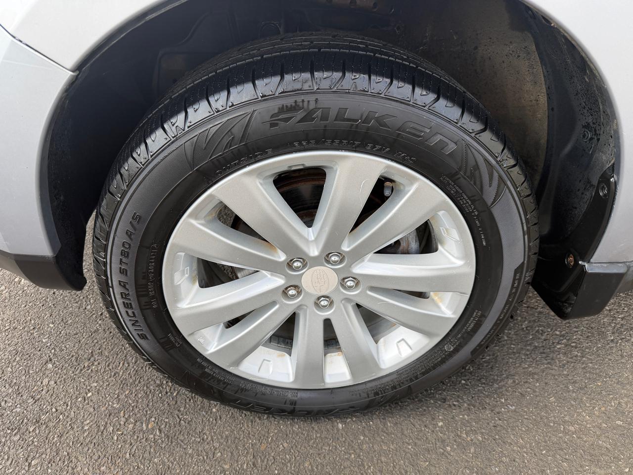 Subaru Forester 2.5X Premium 2012