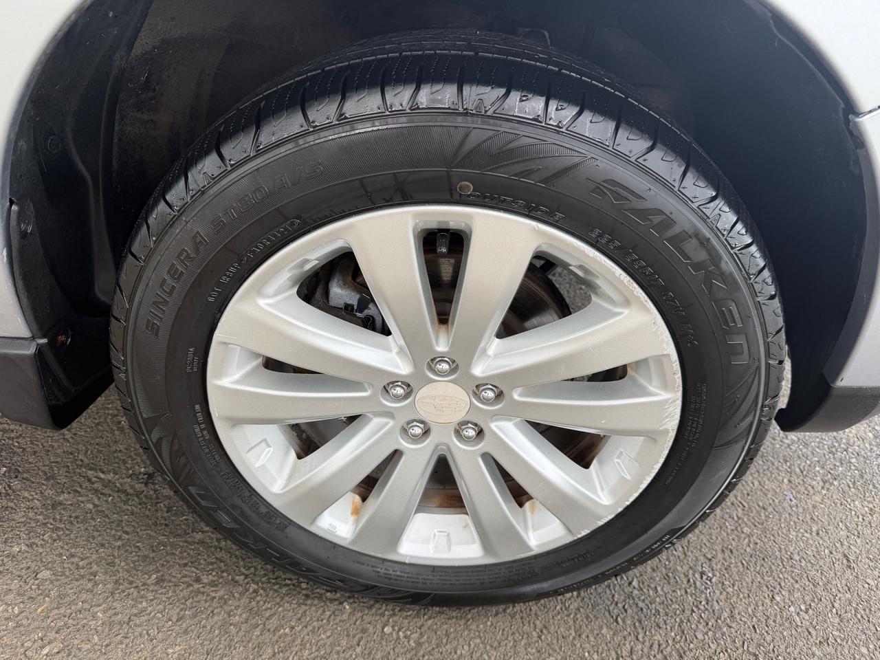Subaru Forester 2.5X Premium 2012