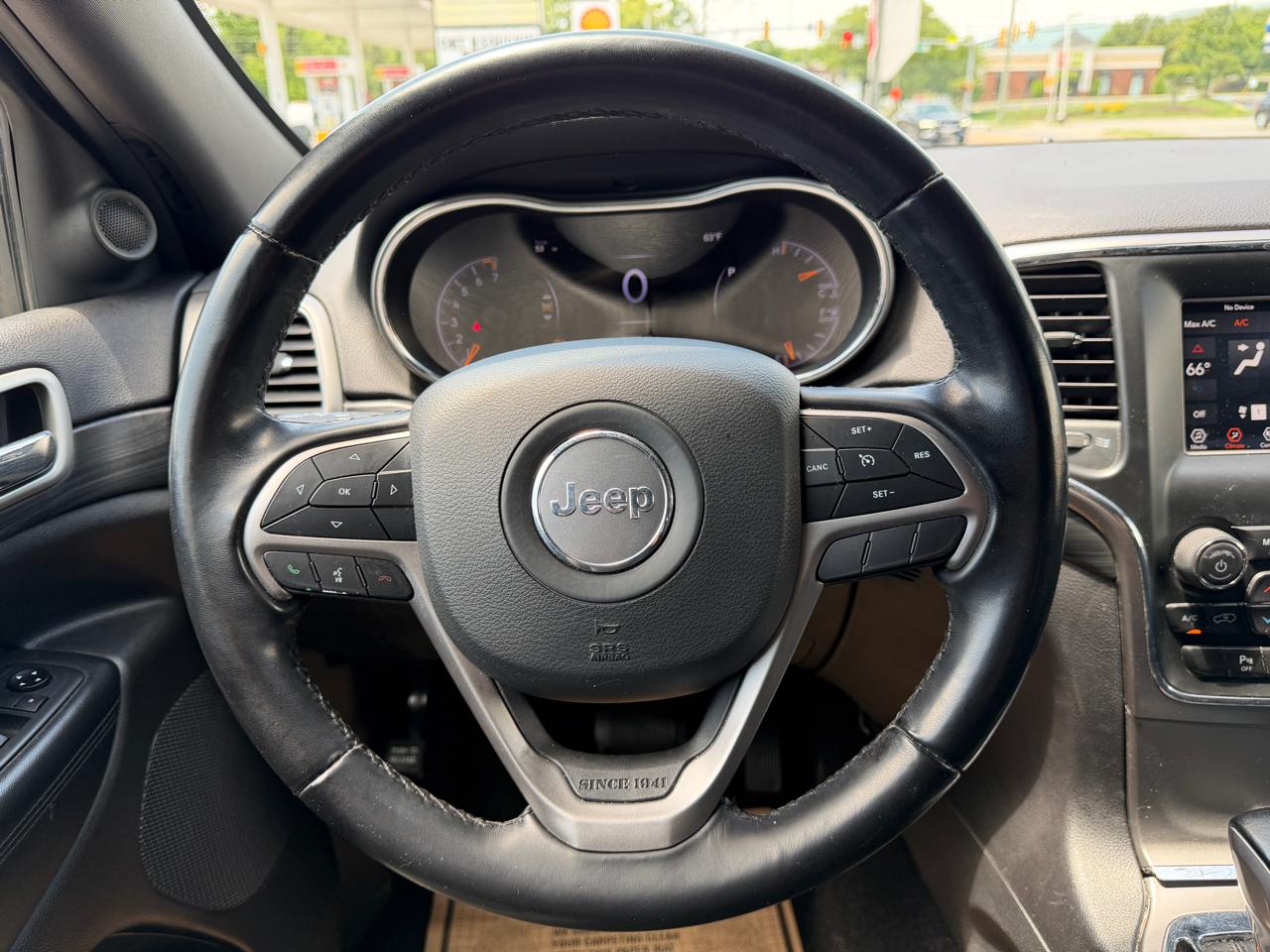 Jeep Grand Cherokee  2021