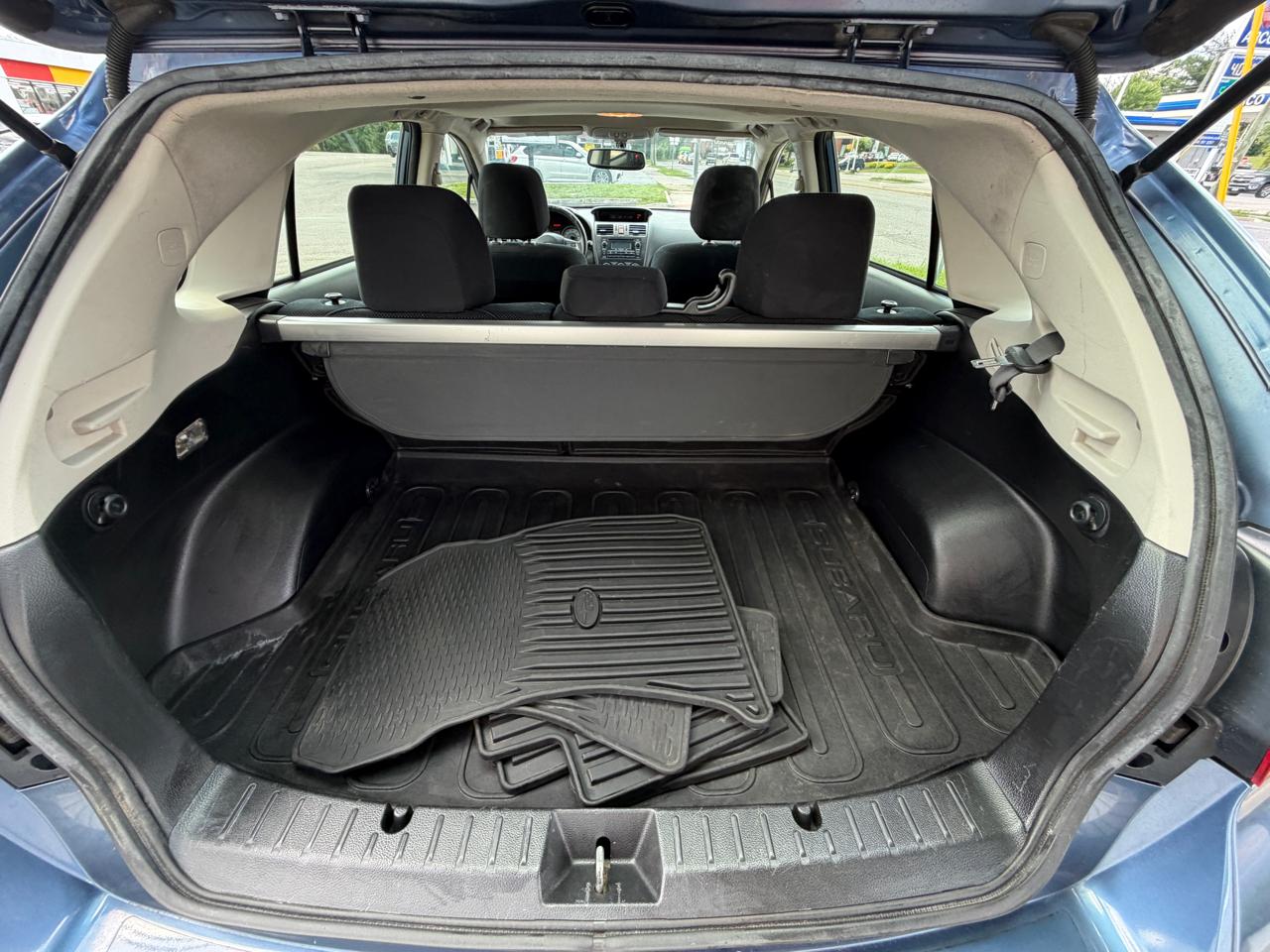 Subaru Impreza Premium Plus 5-Door+S/R 2013