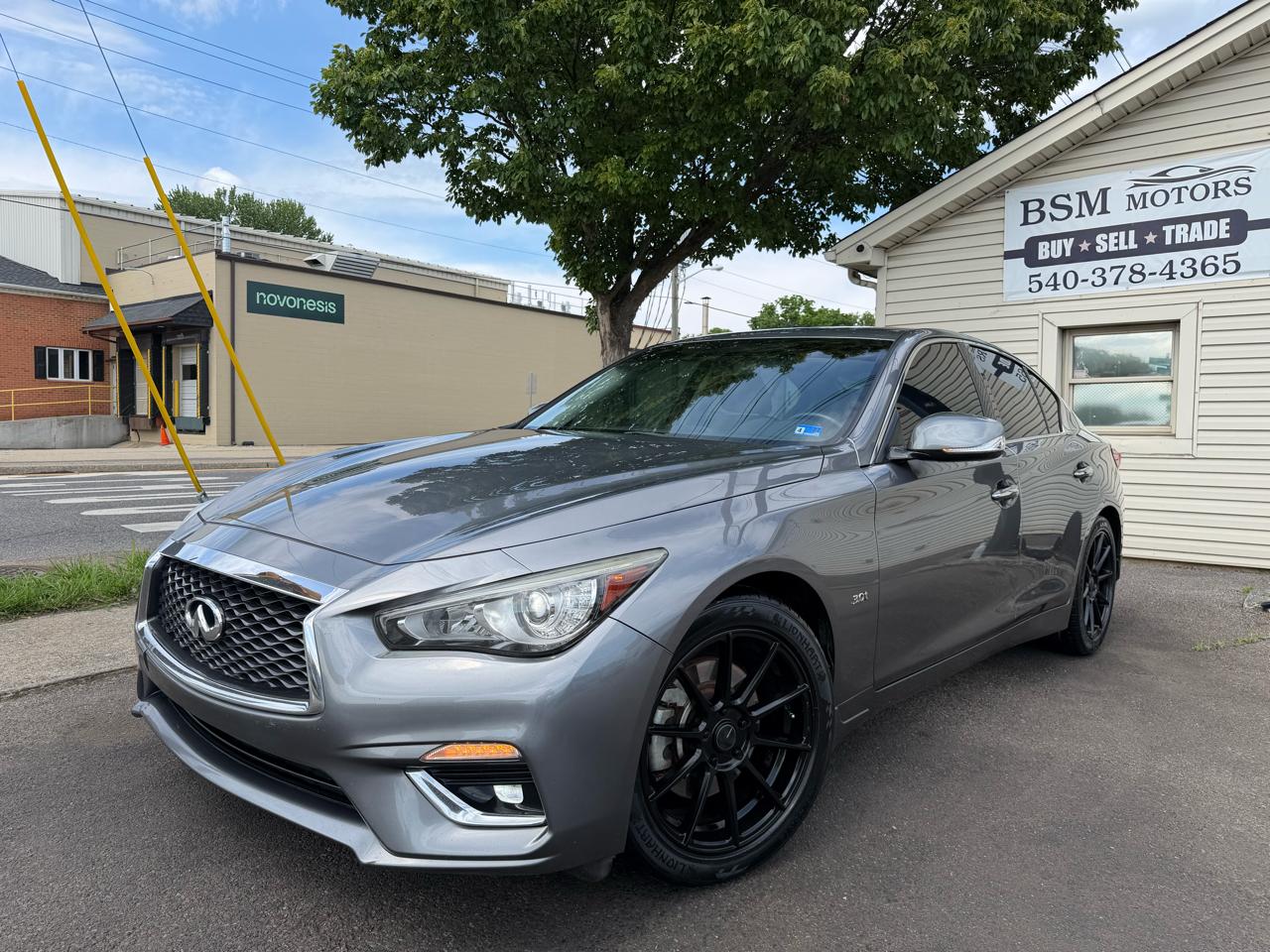Infiniti Q50 3.0t LUXE RWD 2018