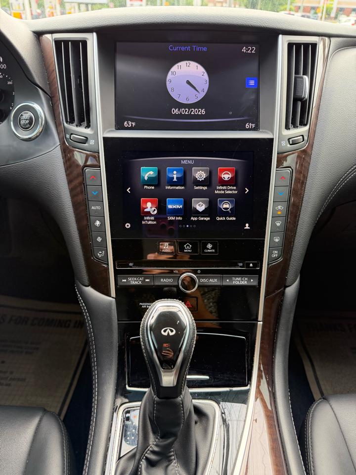 Infiniti Q50 3.0t LUXE RWD 2018
