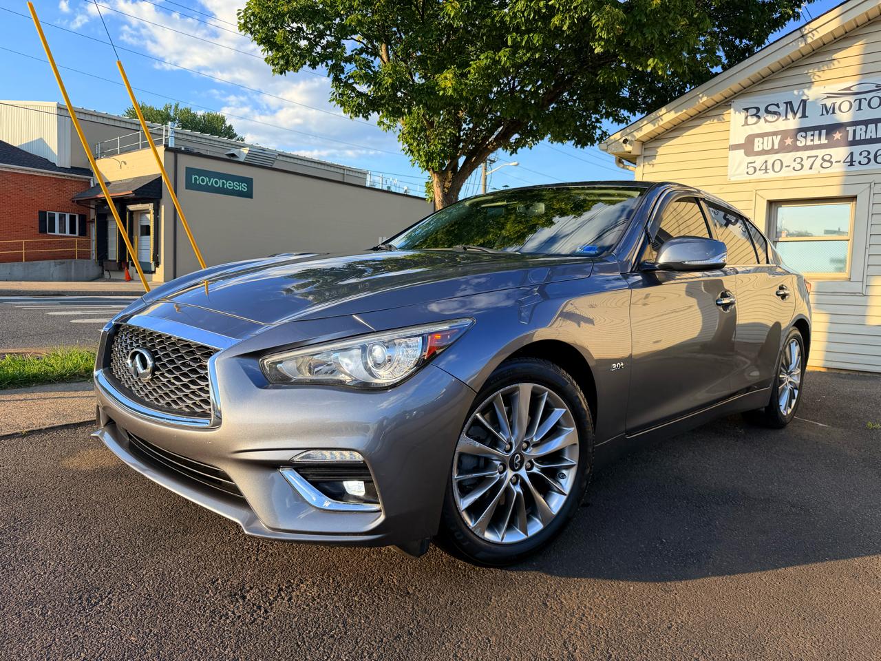 Infiniti Q50 3.0t LUXE AWD 2019
