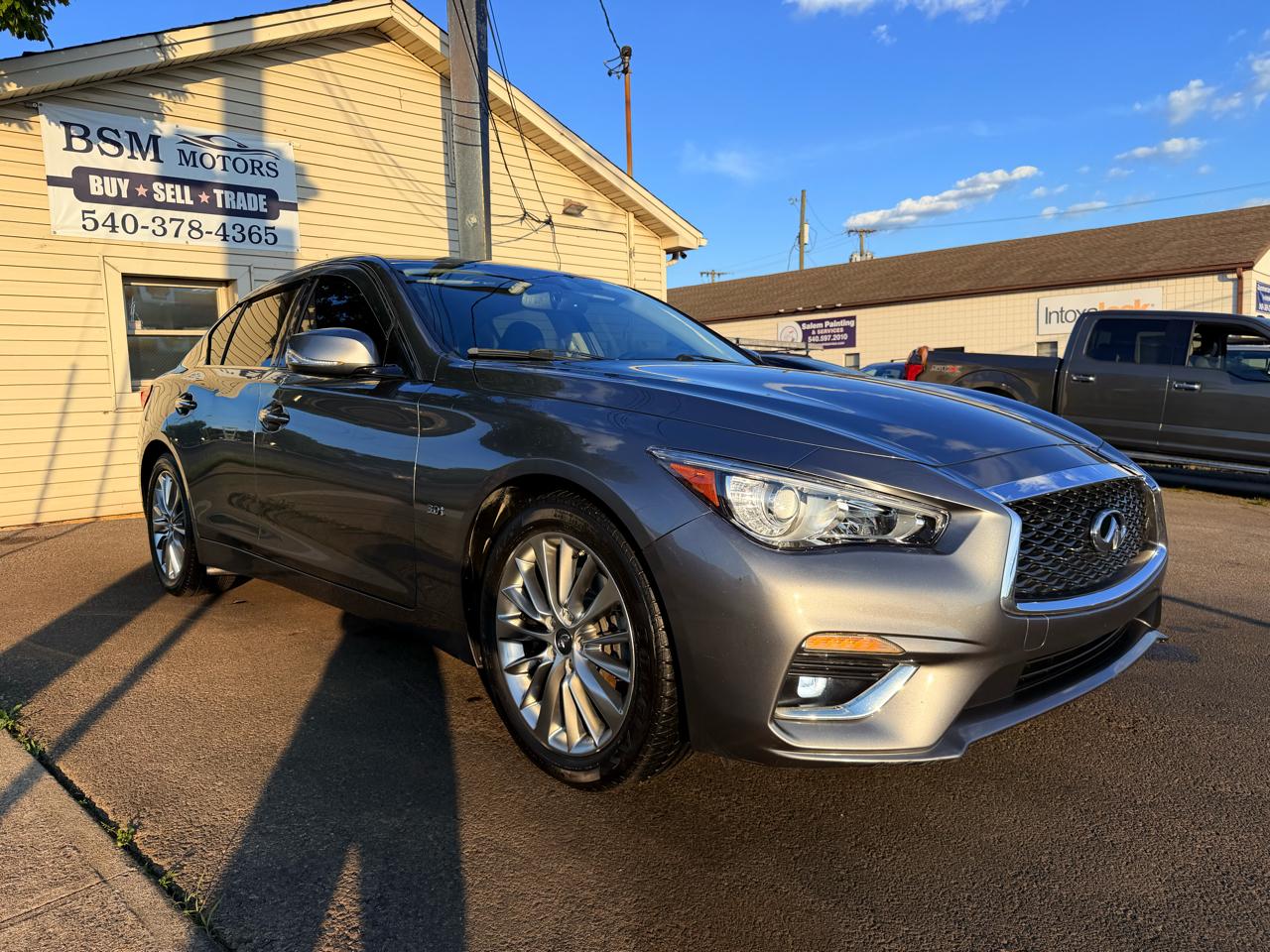 Infiniti Q50 3.0t LUXE AWD 2019