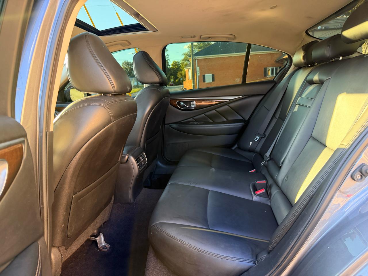 Infiniti Q50 3.0t LUXE AWD 2019