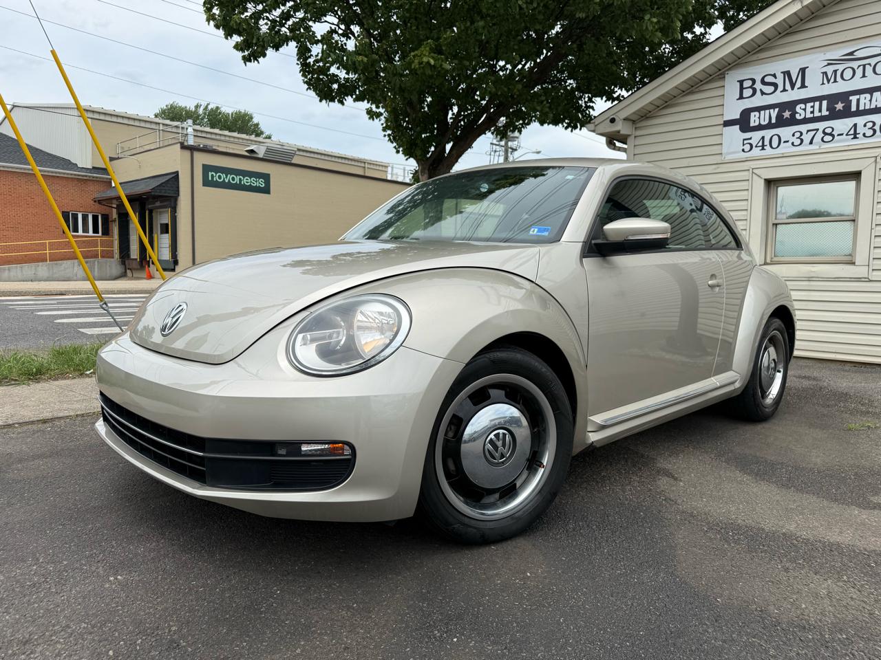 Volkswagen Beetle Coupe 2dr Man 2.5L Fender Edition PZEV 2013