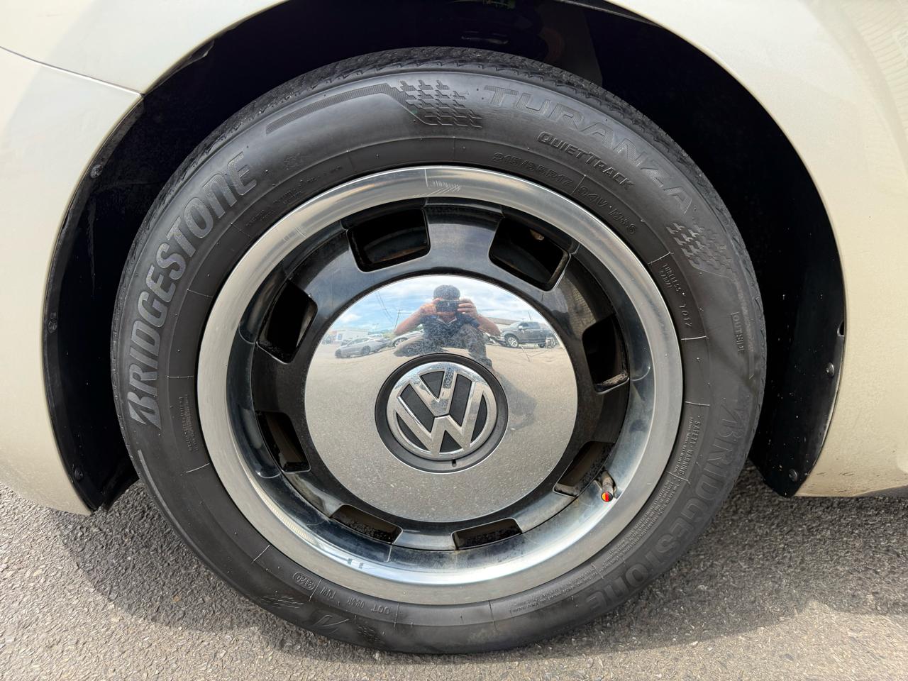 Volkswagen Beetle Coupe 2dr Man 2.5L Fender Edition PZEV 2013