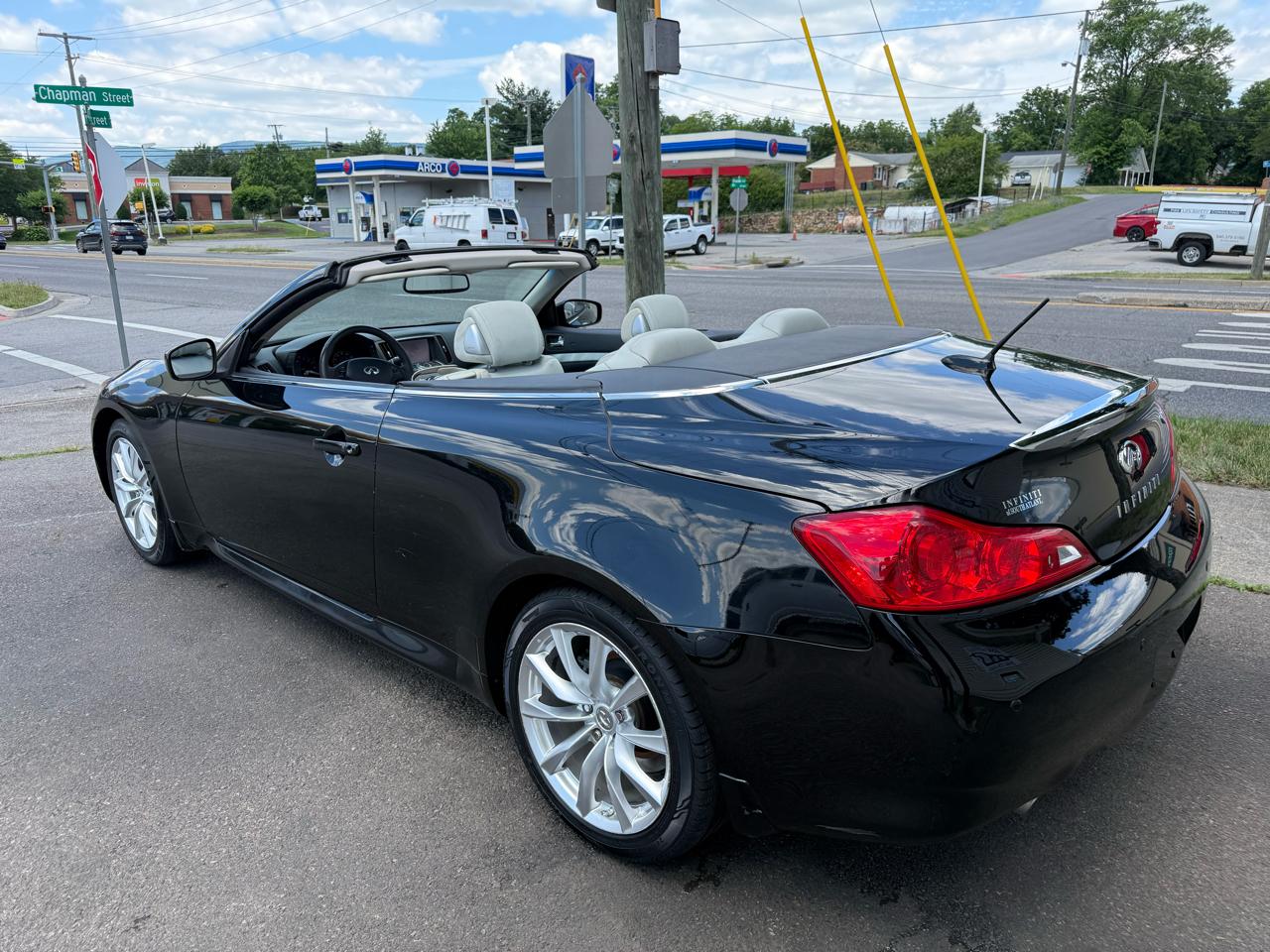 Infiniti Q60 Convertible 2dr 2014