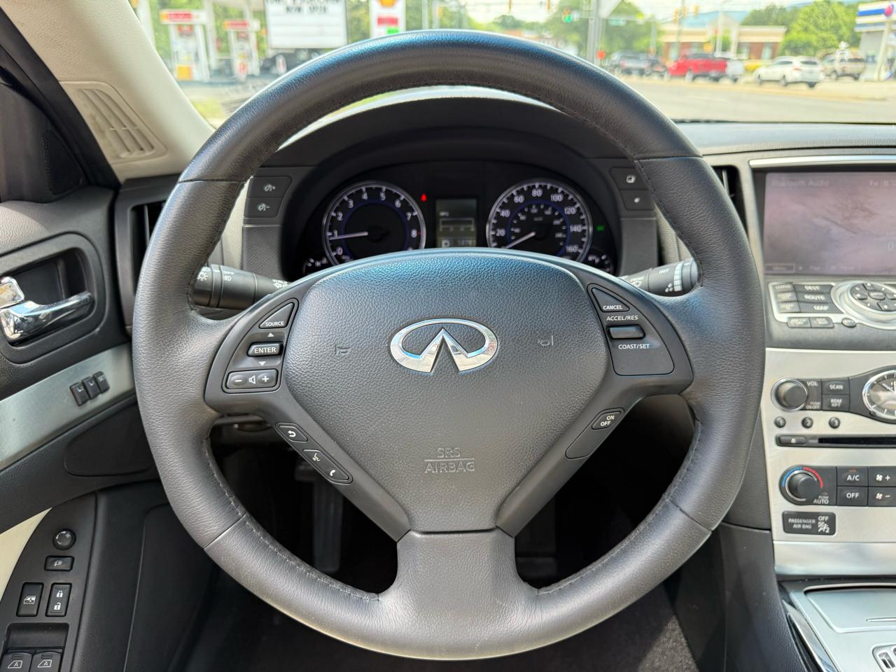 Infiniti Q60 Convertible 2dr 2014