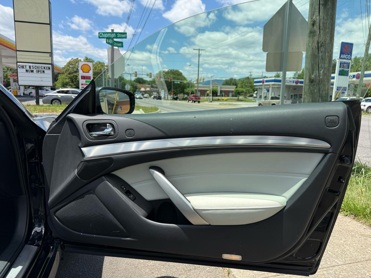 Infiniti Q60 Convertible 2dr 2014