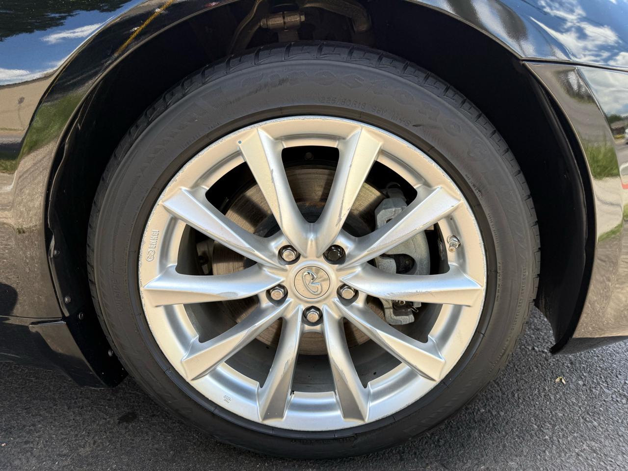 Infiniti Q60 Convertible 2dr 2014