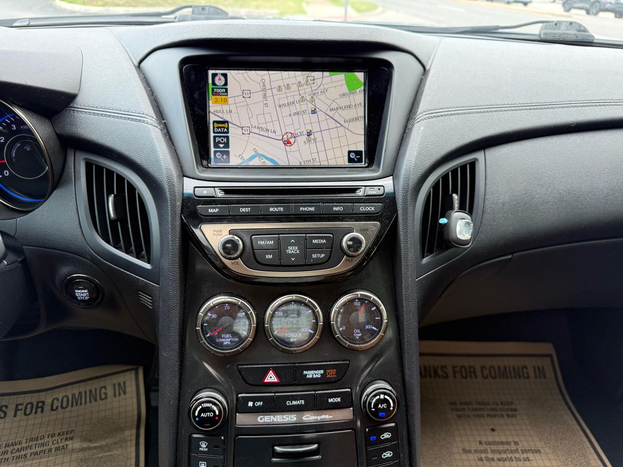 Hyundai Genesis Coupe 2dr 3.8L Auto Track 2013