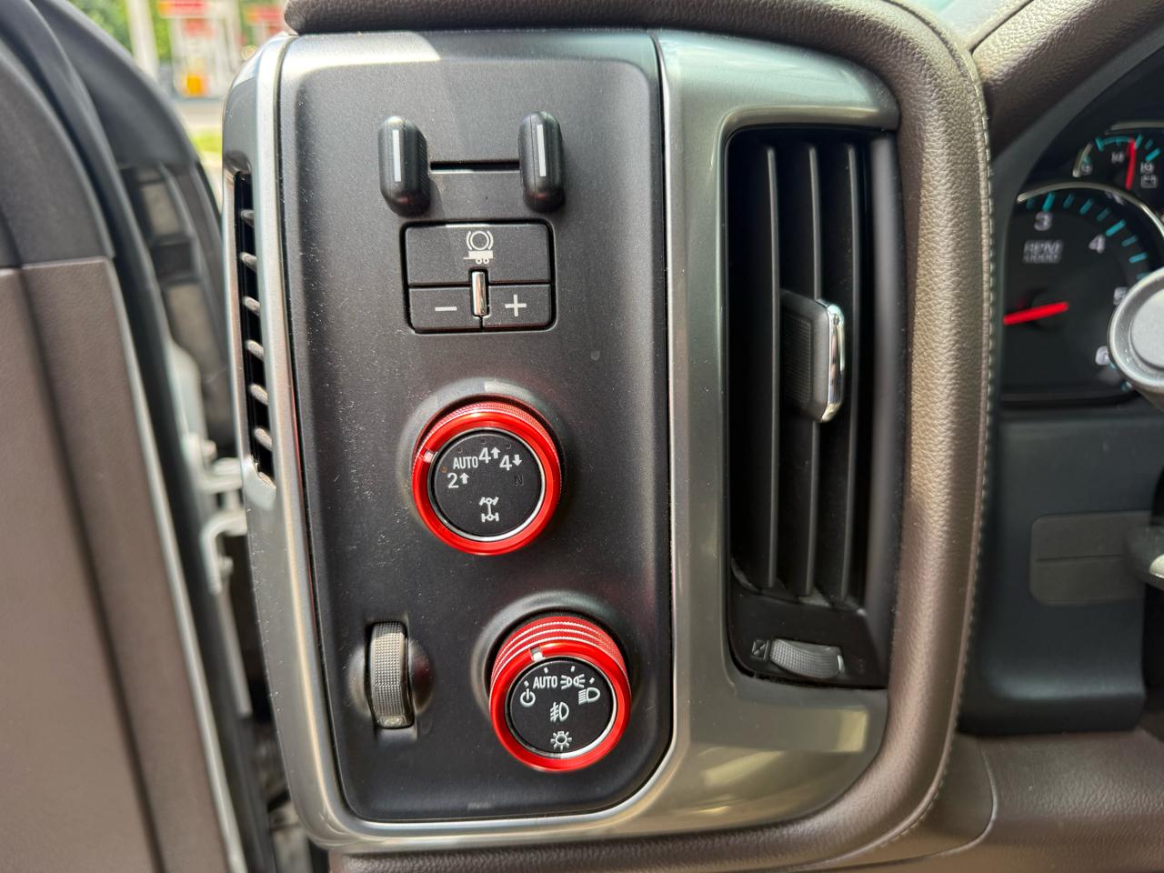 Chevrolet Silverado 1500 LTZ Double Cab 4WD 2017