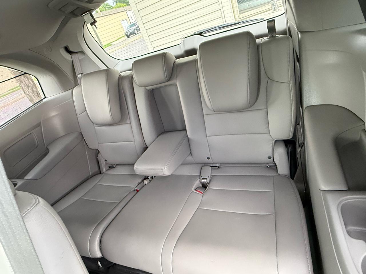Honda Odyssey 5dr Touring 2012