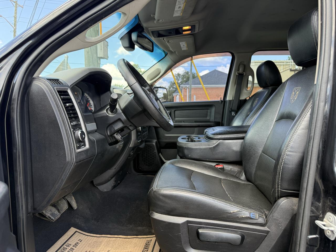 Dodge RAM 150  2015