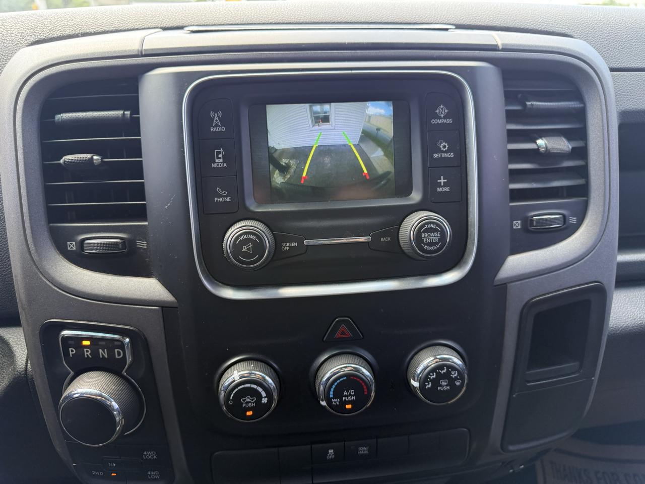 Dodge RAM 150  2015