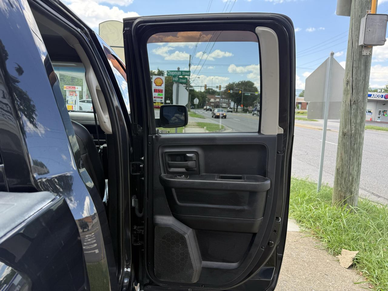 Dodge RAM 150  2015