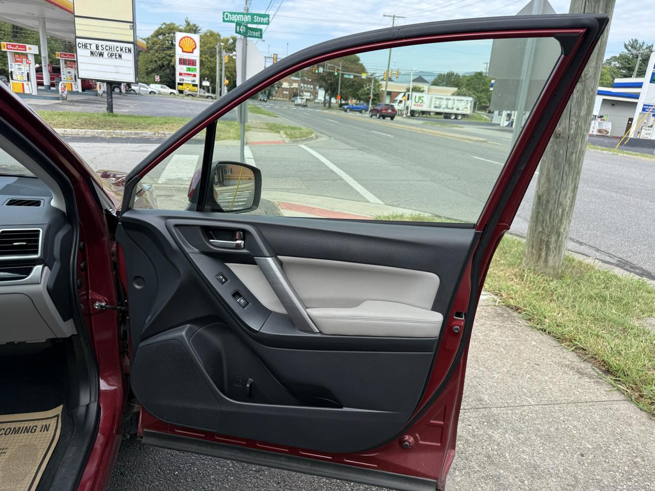 Subaru Forester 2.5i Limited w/EyeSight Pkg 2018