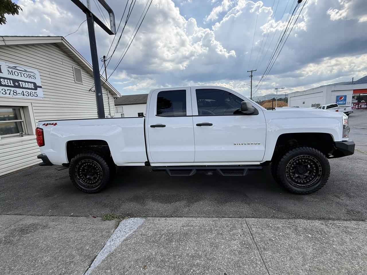 Chevrolet Silverado 1500 4WD Double Cab 143.5" Work Truck 2018
