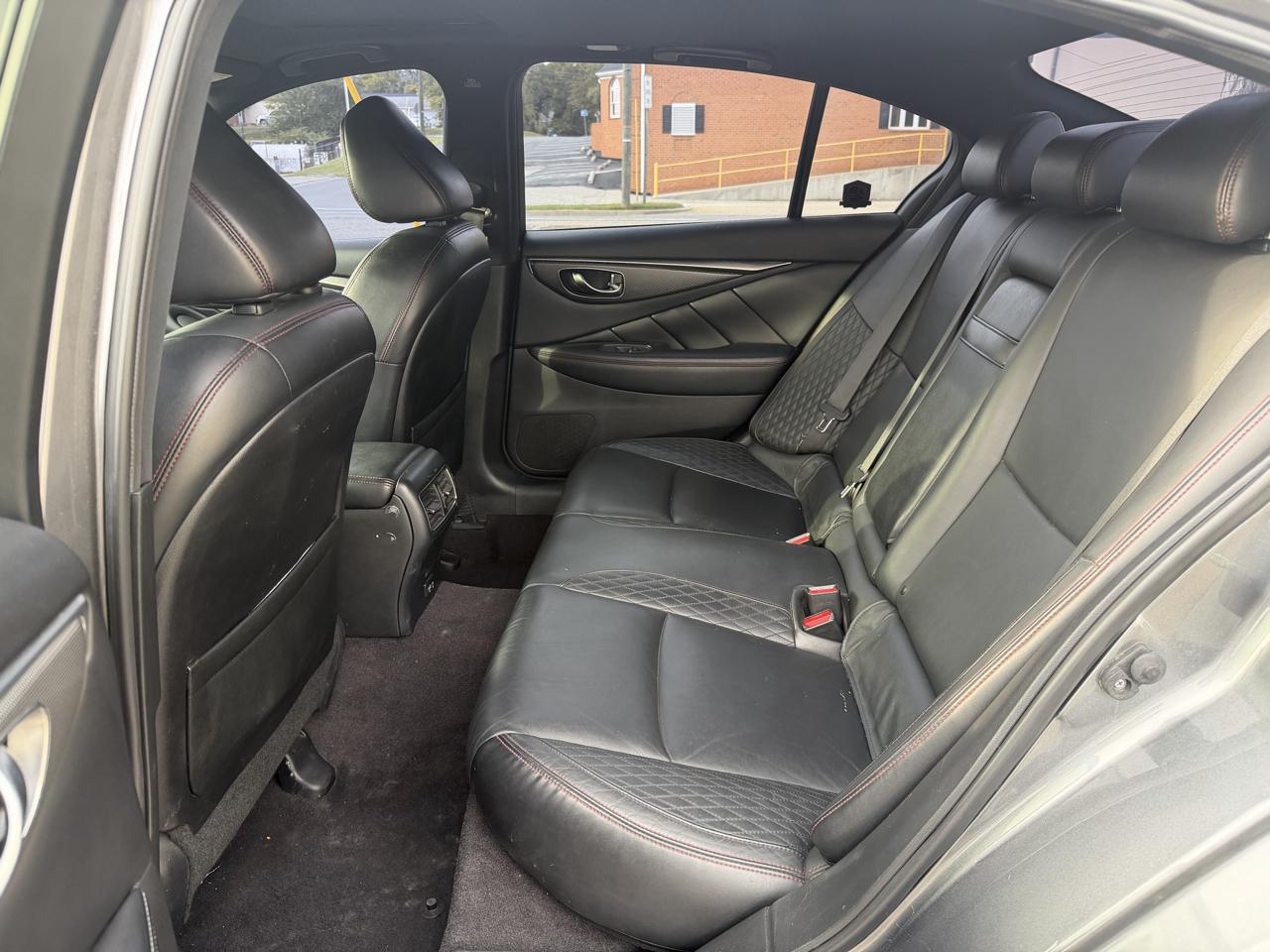 Infiniti Q50 RED SPORT 400 RWD 2021