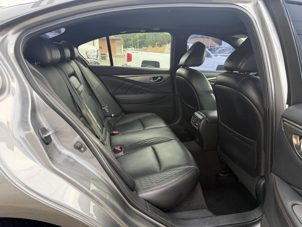 Infiniti Q50 RED SPORT 400 RWD 2021