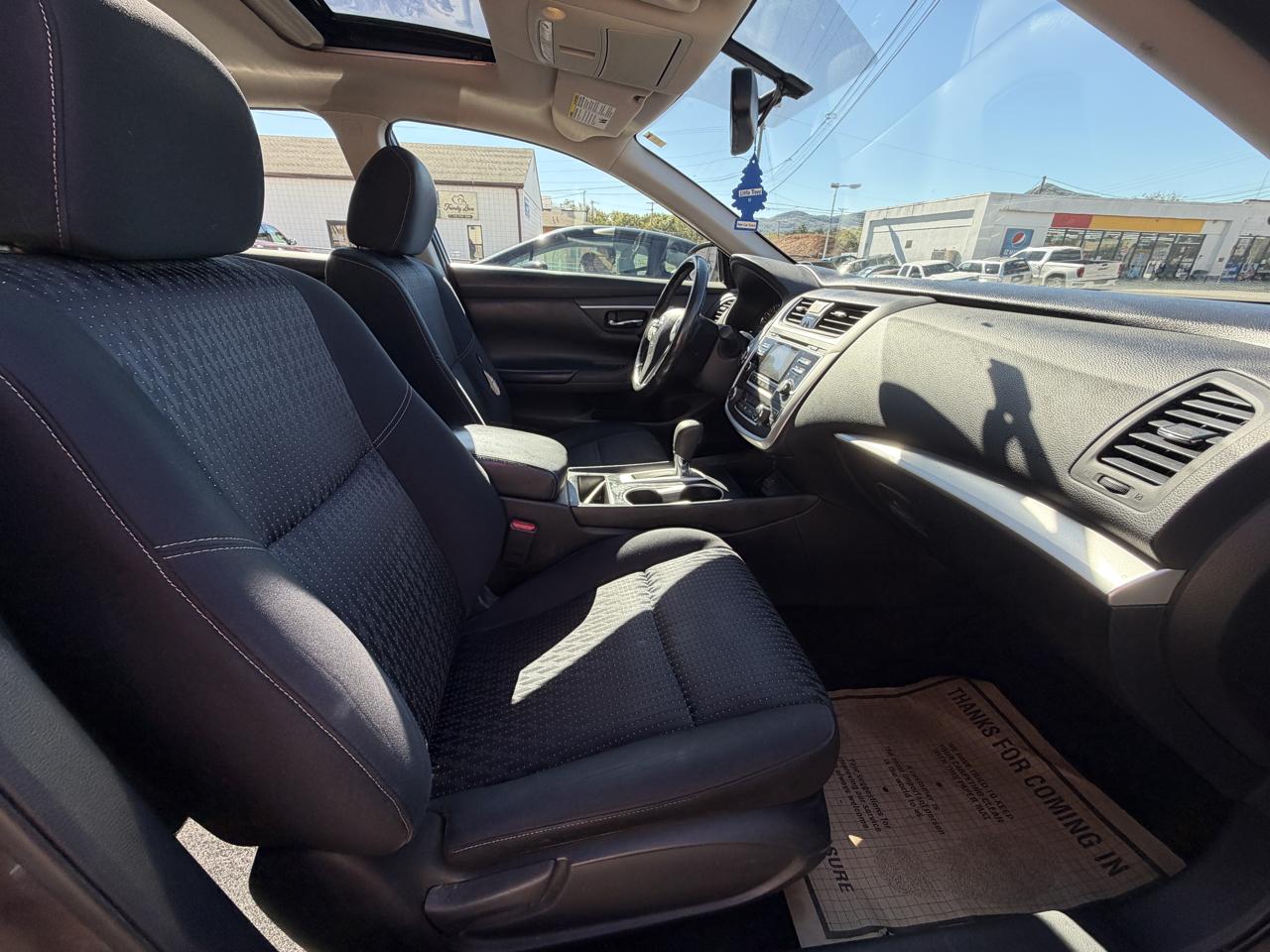 Nissan Altima SV FWD 2016