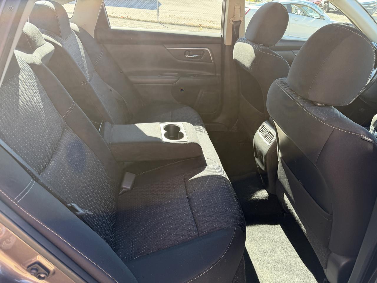 Nissan Altima SV FWD 2016