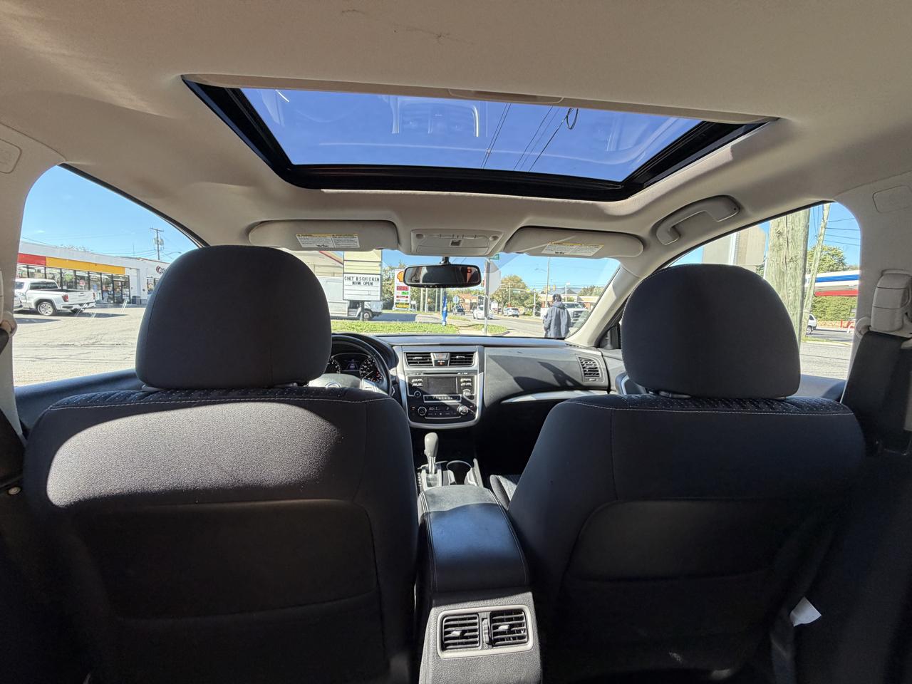 Nissan Altima SV FWD 2016
