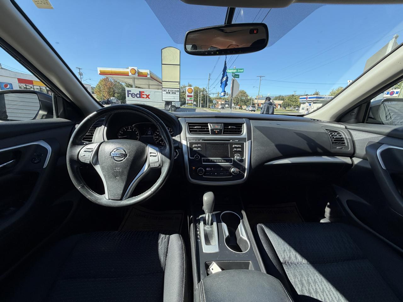 Nissan Altima SV FWD 2016