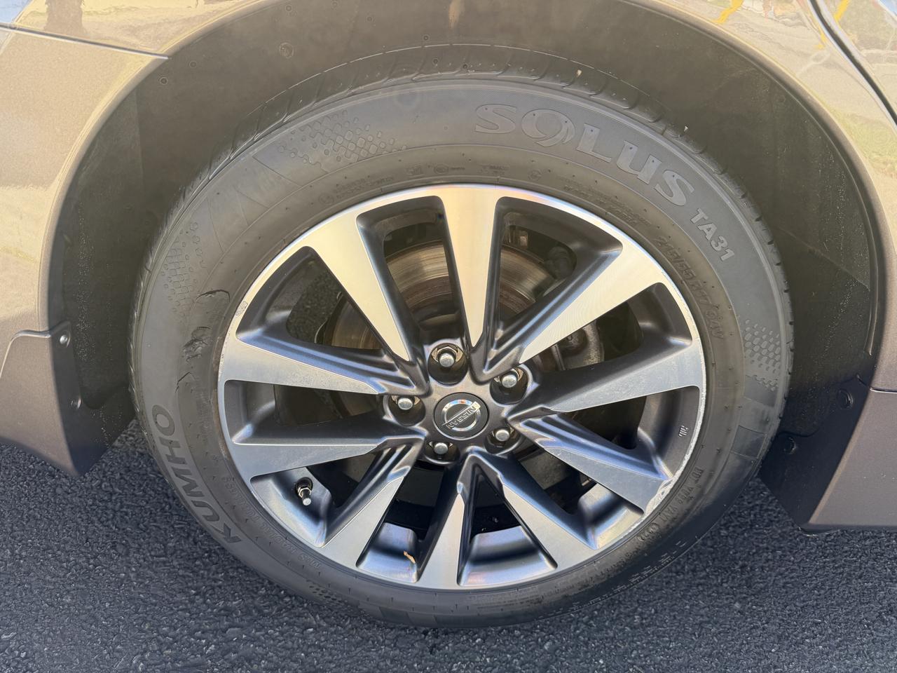 Nissan Altima SV FWD 2016