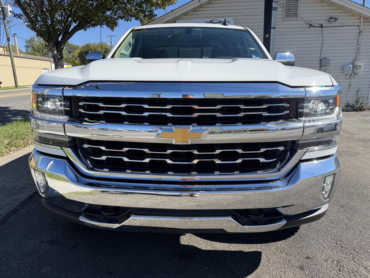 Chevrolet Silverado 1500 LTZ Double Cab Short Box 4WD 2017
