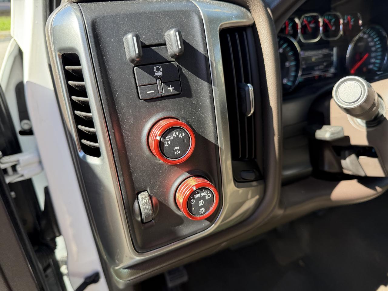 Chevrolet Silverado 1500 LTZ Double Cab Short Box 4WD 2017