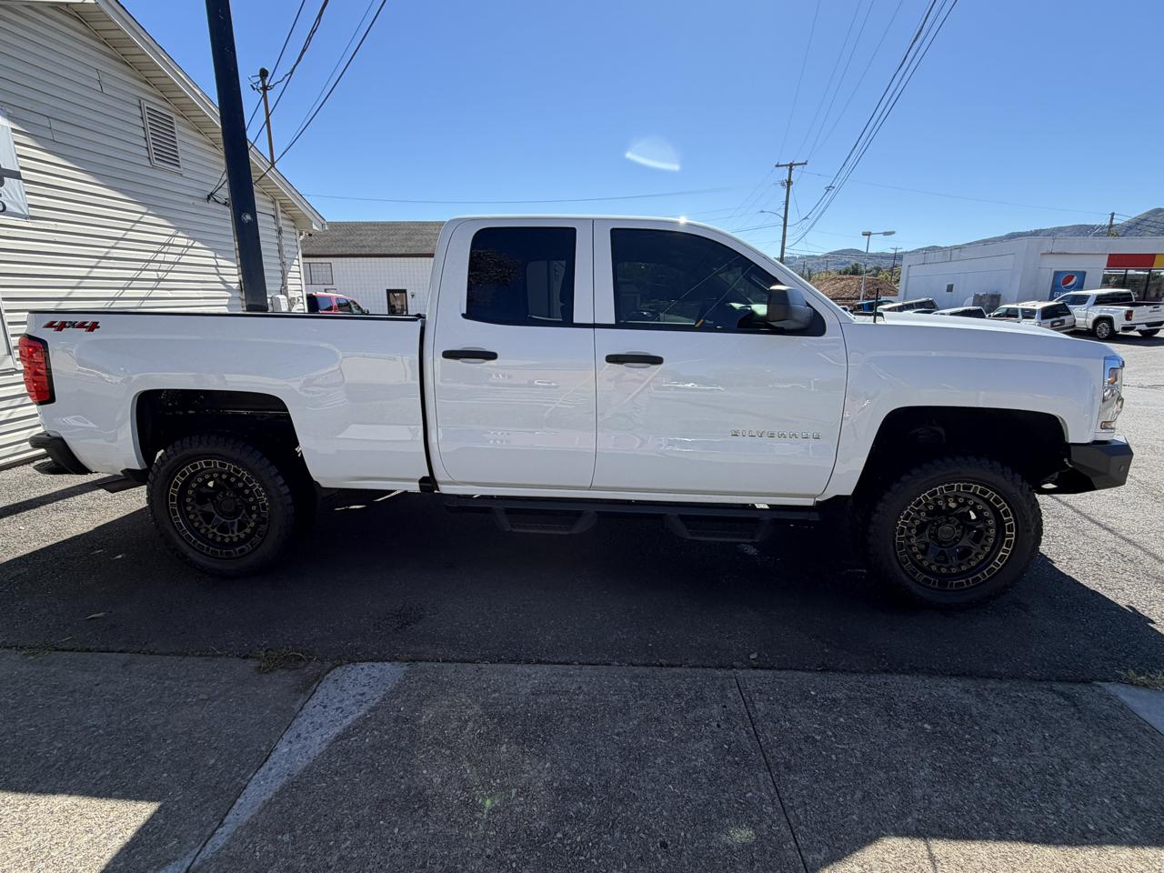 Chevrolet Silverado 1500  2018